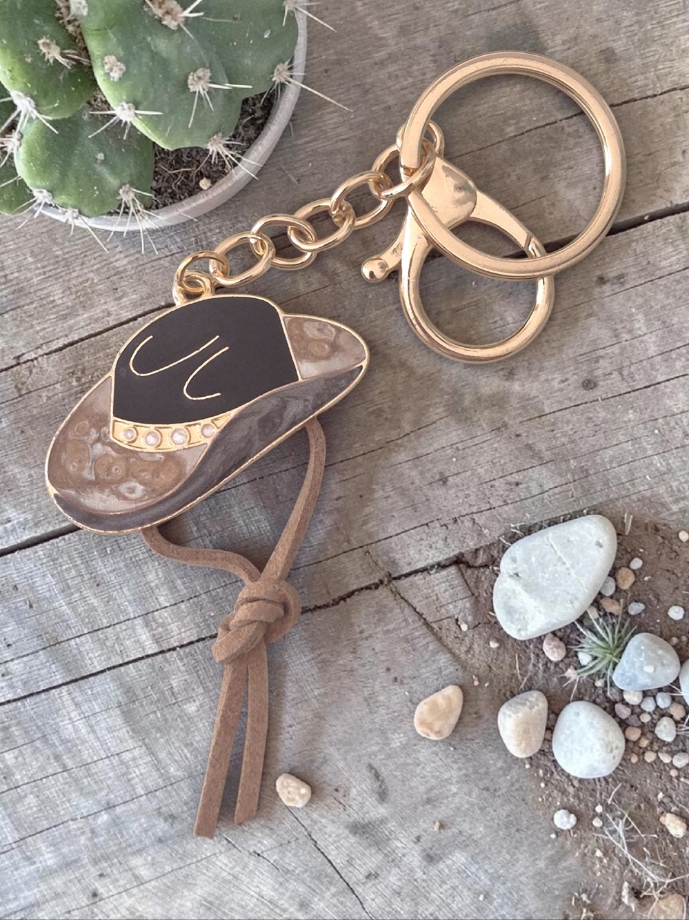 Westetn Cowboy Hat Bag Charm / Keychain with Brown Suede Tassel